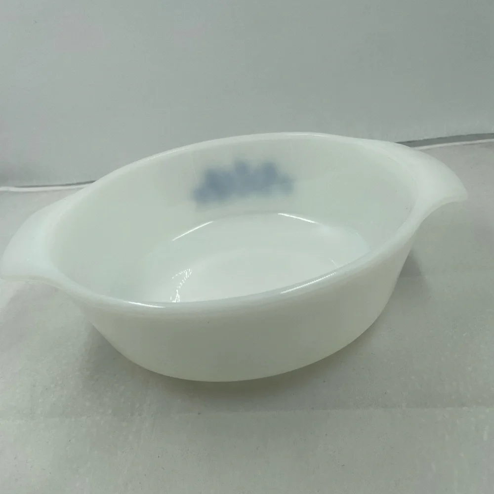 Vintage Anchor Hocking Cornflower Casserole Dish